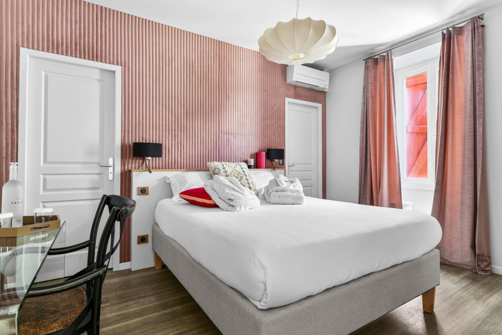 Hotel Argia อัสปาร์รอง ภายนอก รูปภาพ